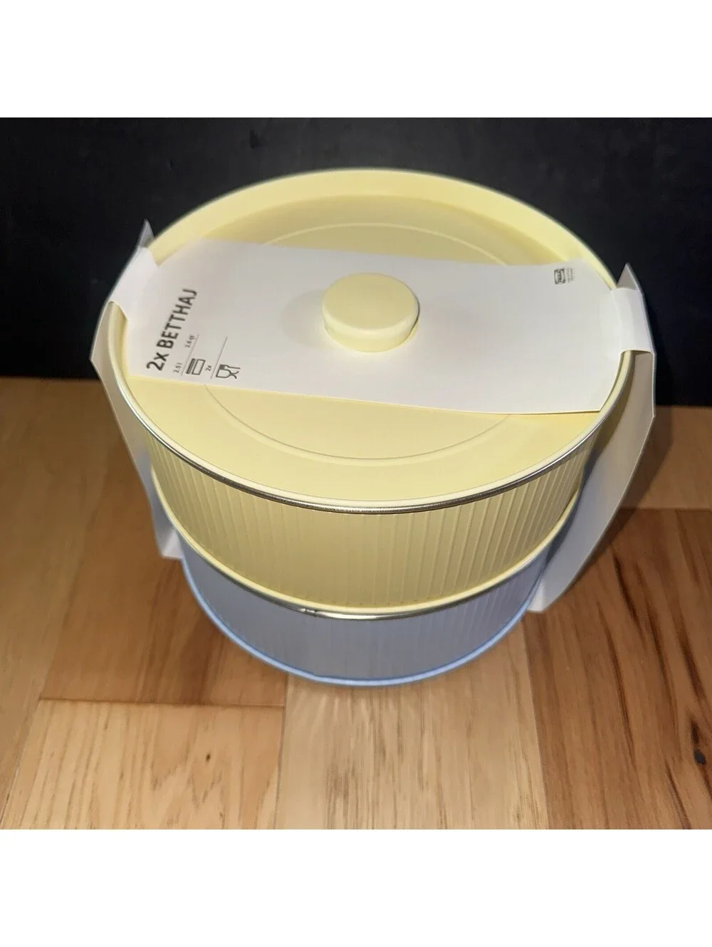 IKEA of Sweden BETTHAJ Food Storage Containers w Lids Set of 2 Yellow Blue New